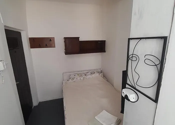 Mini 2 Aproape De Centru